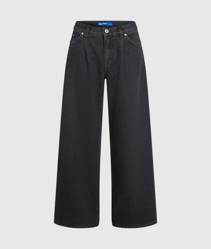 Jeans a vita bassa e gamba larga Jeans a vita bassa e gamba larga