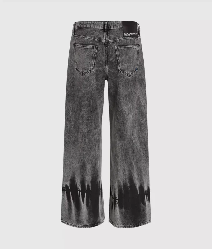 Jeans a vita bassa e gamba larga sbiancati Jeans a vita bassa e gamba larga sbiancati