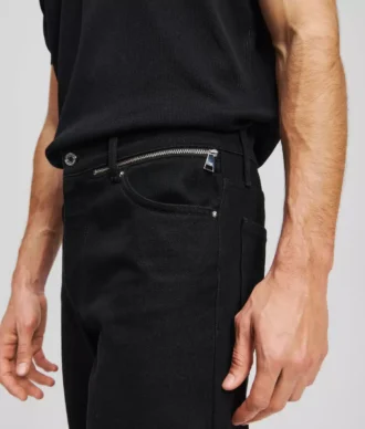 JEANS AFFUSOLATI CON DETTAGLIO ZIP