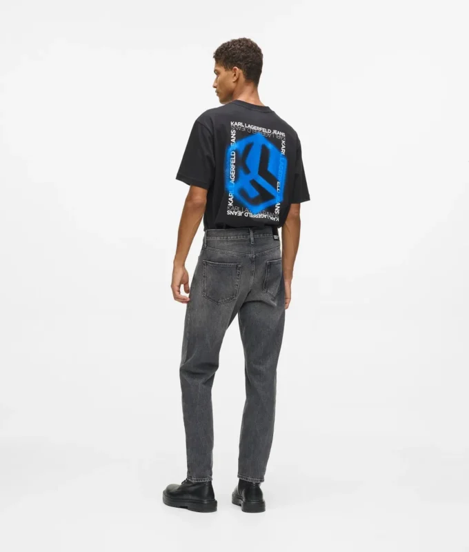 Jeans affusolati con lavaggio vintage Jeans affusolati con lavaggio vintage