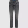 Jeans affusolati con lavaggio vintage Jeans affusolati con lavaggio vintage