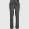 Jeans affusolati con lavaggio vintage Jeans affusolati con lavaggio vintage