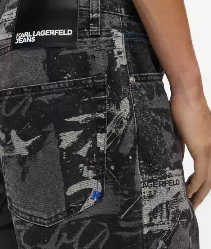 Jeans comodi con effetto verniciato Jeans comodi con effetto verniciato
