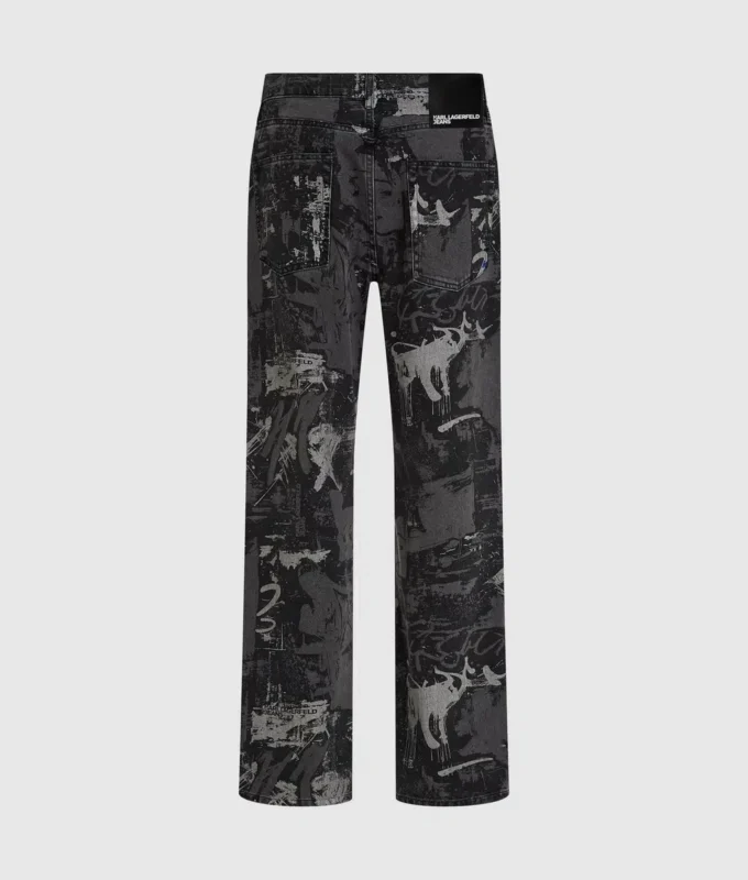 Jeans comodi con effetto verniciato Jeans comodi con effetto verniciato