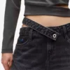Jeans comodi con taglio svasato Jeans comodi con taglio svasato