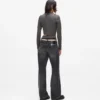 Jeans comodi con taglio svasato Jeans comodi con taglio svasato