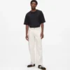 JEANS CON CUCITURE A CONTRASTO JEANS CON CUCITURE A CONTRASTO