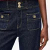 Jeans dritti con dettagli bottoni Jeans dritti con dettagli bottoni