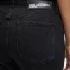 Jeans mom