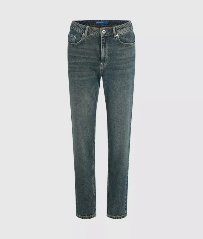Jeans mom