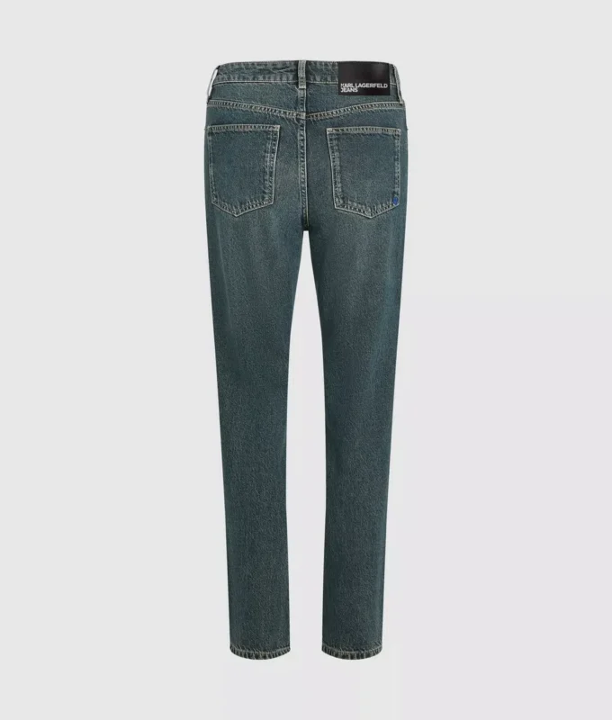 Jeans mom