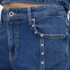 Jeans mom con borchie