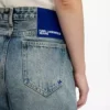 Jeans rilassati a vita media