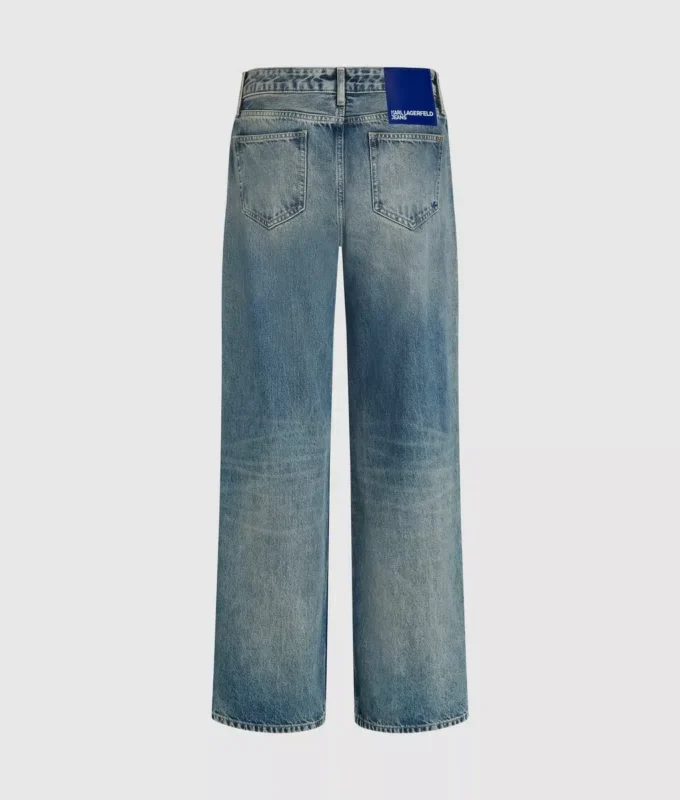 Jeans rilassati a vita media