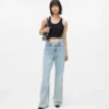 Jeans rilassati a vita media con cuciture Jeans rilassati a vita media con cuciture