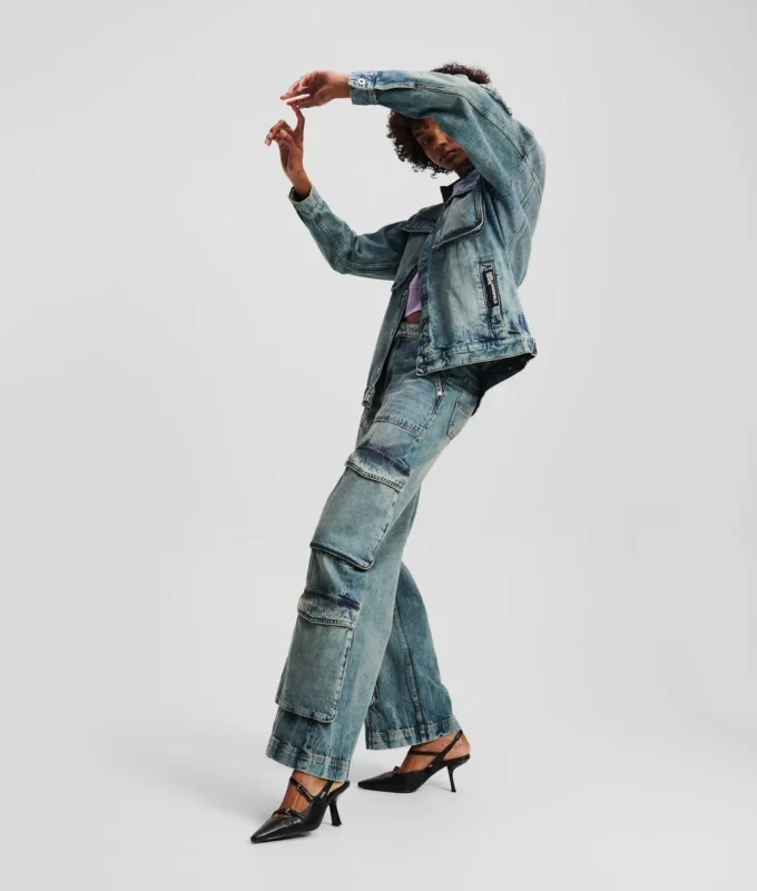 JEANS UTILITY A VITA MEDIA E VESTIBILITÀ RELAX JEANS UTILITY A VITA MEDIA E VESTIBILITÀ RELAX