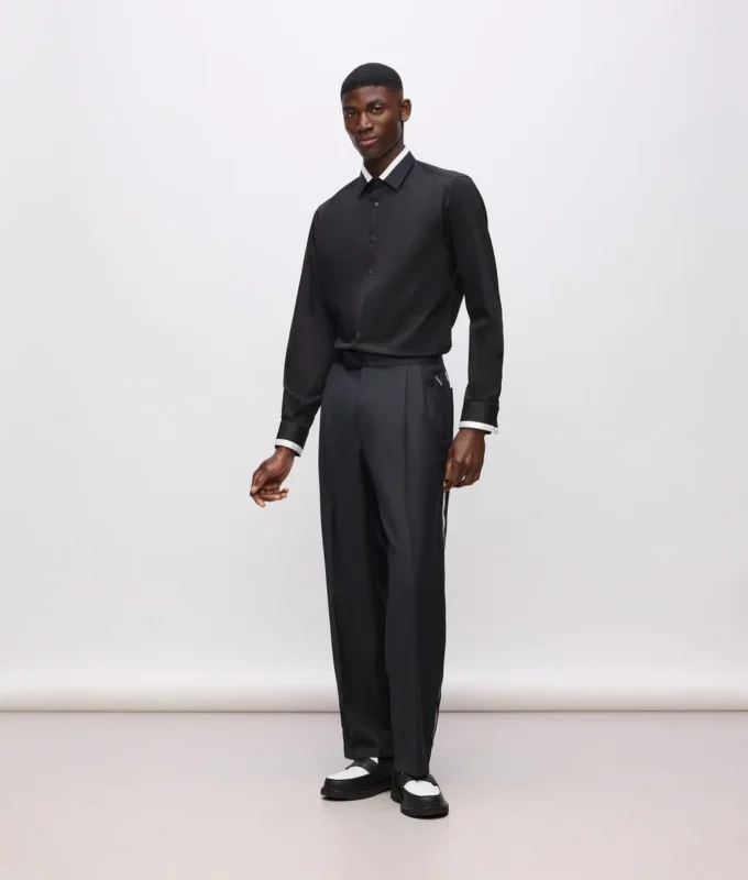 KL Studio pantaloni con bordino a contrasto KL Studio pantaloni con bordino a contrasto