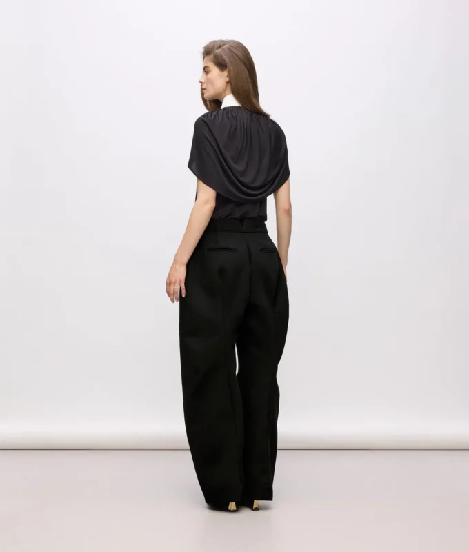 KL Studio pantaloni voluminosi KL Studio pantaloni voluminosi