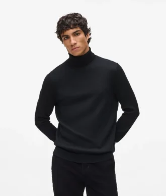 Maglione a collo alto con spilla Monogram