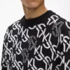 Maglione con monogramma all-over