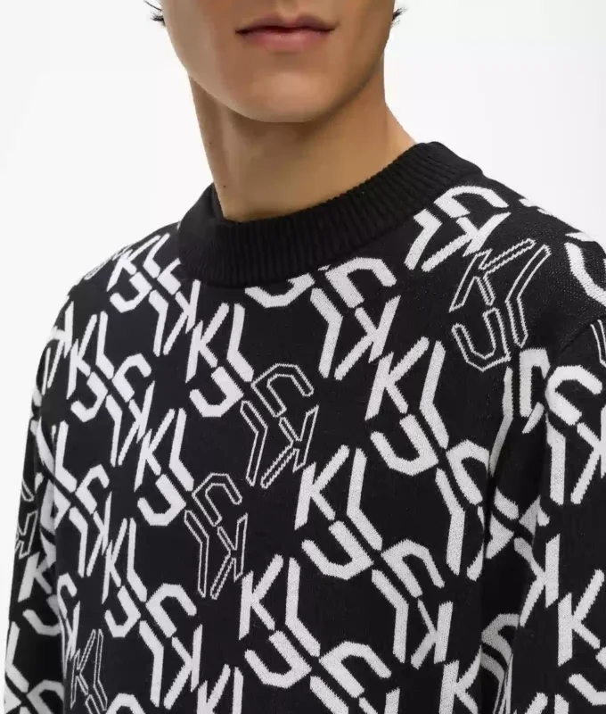 Maglione con monogramma all-over