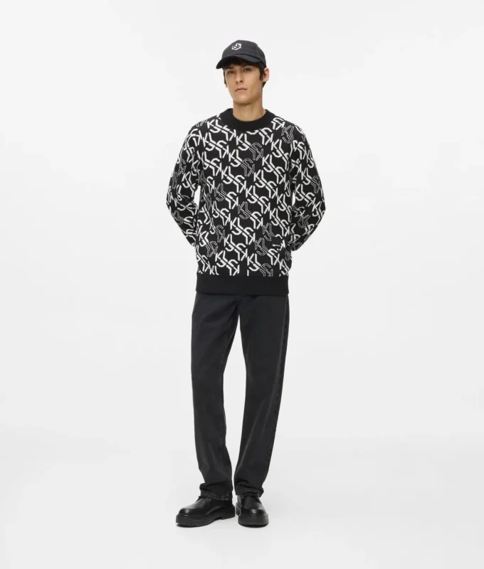 Maglione con monogramma all-over