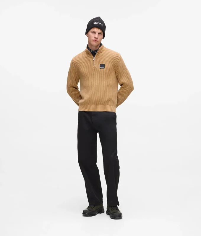 Maglione rilassato con mezza zip Maglione rilassato con mezza zip