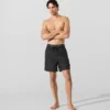 Pantaloncini da surf medi con doppia cintura Pantaloncini da surf medi con doppia cintura
