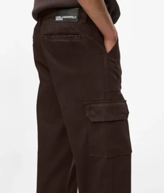 Pantaloni cargo
