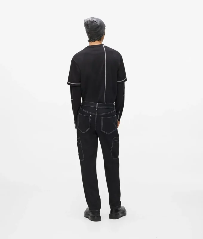 Pantaloni cargo con cuciture a contrasto Pantaloni cargo con cuciture a contrasto