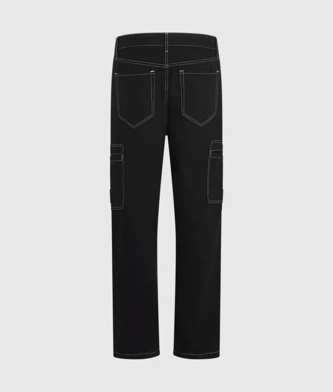 Pantaloni cargo con cuciture a contrasto Pantaloni cargo con cuciture a contrasto