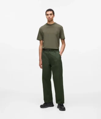 Pantaloni chino dal taglio morbido