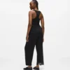 Pantaloni della tuta con orlo caratteristico Pantaloni della tuta con orlo caratteristico