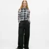 Pantaloni sartoriali a gamba larga Pantaloni sartoriali a gamba larga