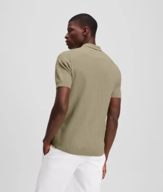 POLO CON ZIP