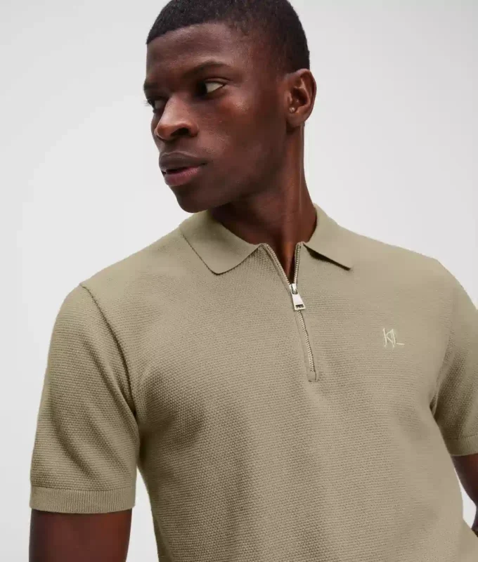 POLO CON ZIP POLO CON ZIP