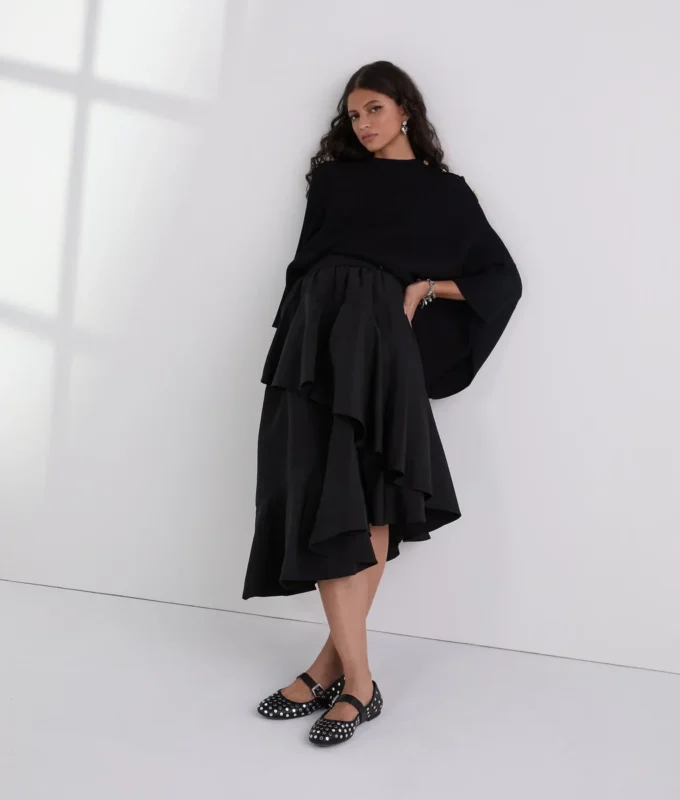 PONCHO IN MAGLIA A COSTINE PONCHO IN MAGLIA A COSTINE