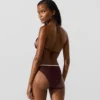Reggiseno a triangolo smerlato