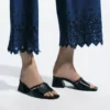 SANDALI CON TALLONE SCOLPITO SANDALI CON TALLONE SCOLPITO