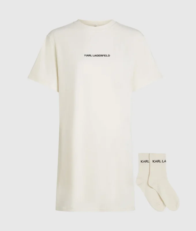 Set pigiama con logo Set pigiama con logo
