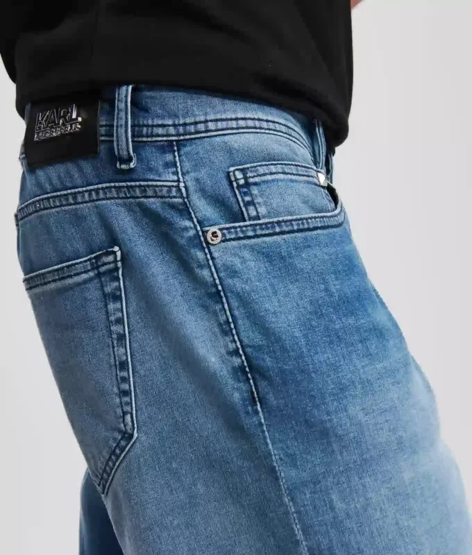SHORTS IN DENIM SHORTS IN DENIM