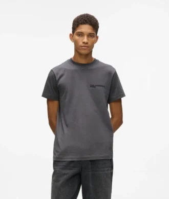 SLIM-FIT T-SHIRT