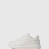 Sneakers Ikon NFT Kapri