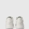 Sneakers Ikon NFT Kapri