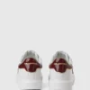 Sneakers Ikon NFT Kapri