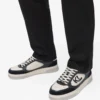 Sneakers Kourtney con rifiniture laterali Sneakers Kourtney con rifiniture laterali