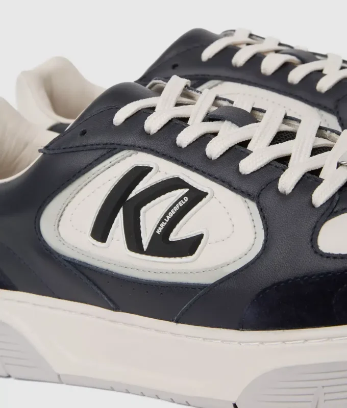 Sneakers Kourtney con rifiniture laterali Sneakers Kourtney con rifiniture laterali