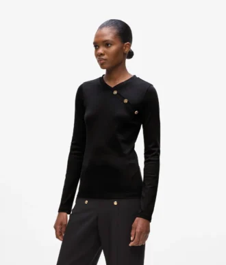 T-shirt a maniche lunghe con bottoni