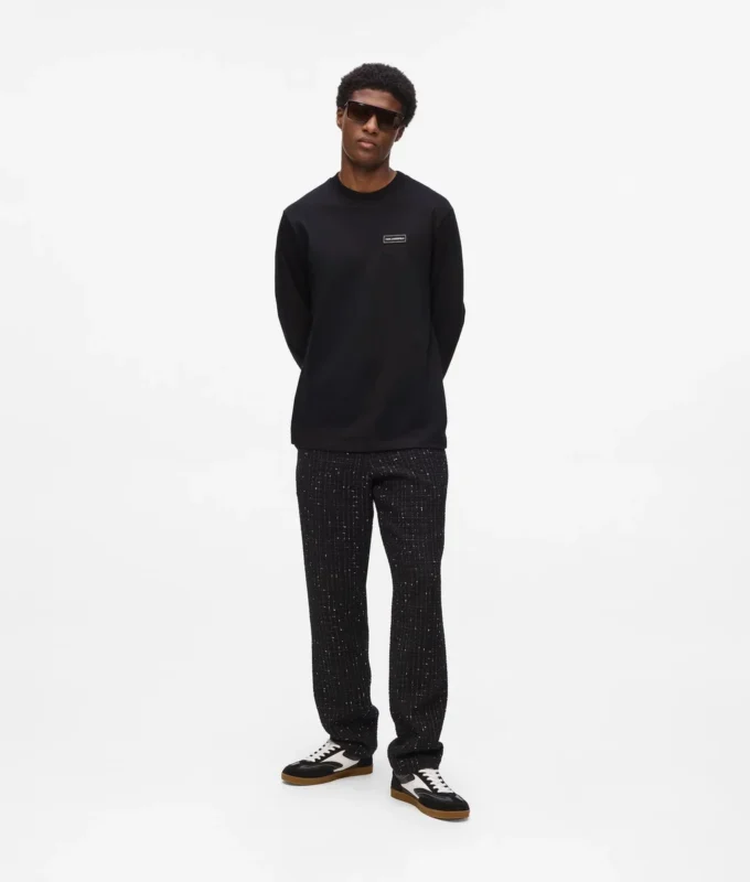 T-shirt a maniche lunghe con patch logo T-shirt a maniche lunghe con patch logo