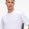 T-shirt comoda con stampa Karl T-shirt comoda con stampa Karl